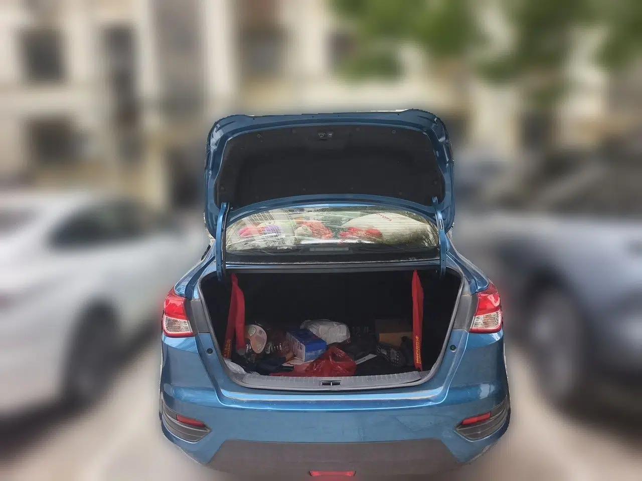 Nissan Lannia 2016 1.6L Manual Cool Edition — миниатюра 20