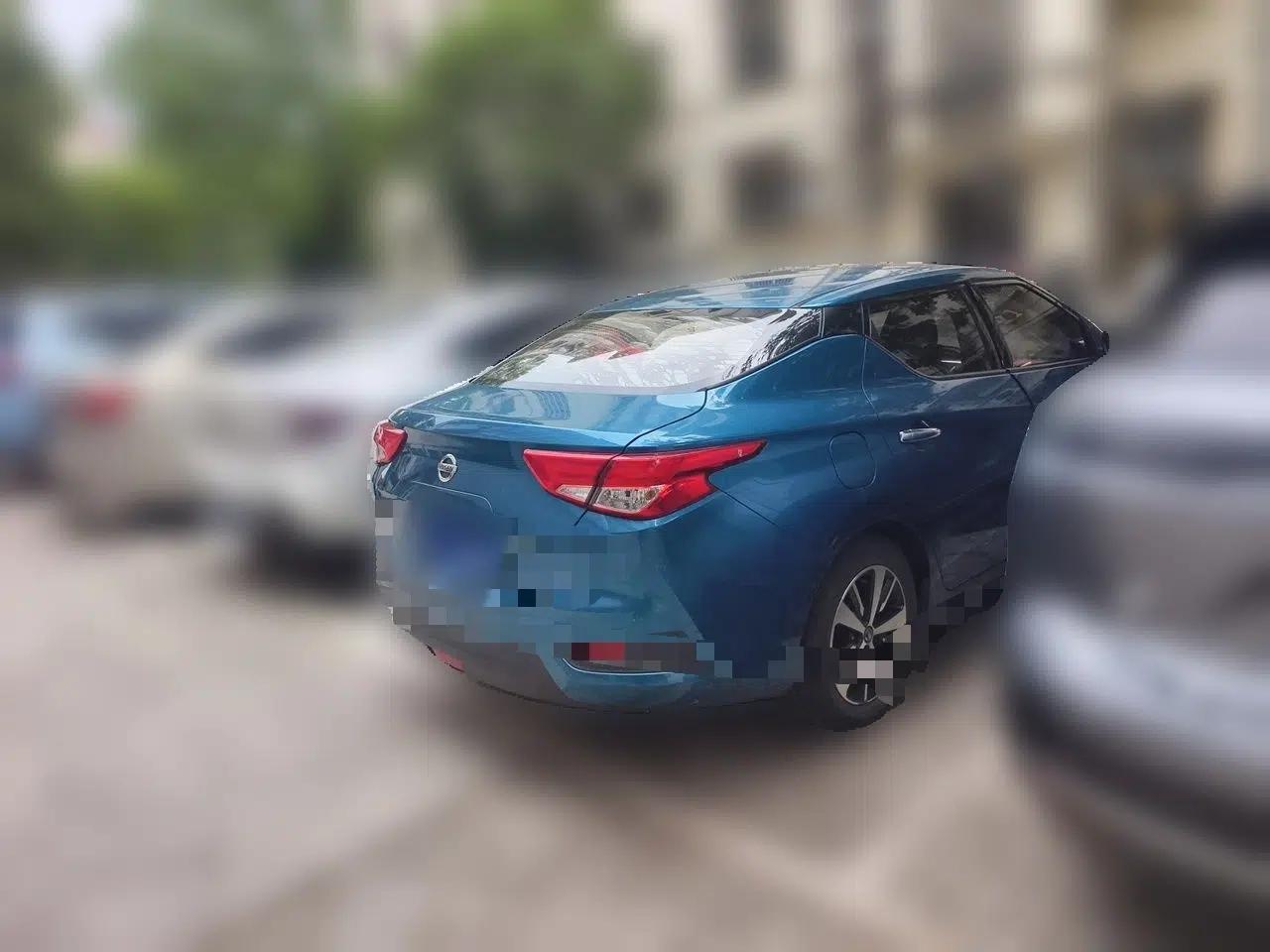 Nissan Lannia 2016 1.6L Manual Cool Edition — миниатюра 6