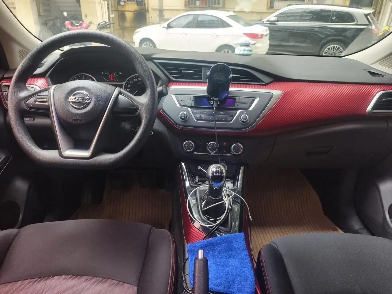 Nissan Lannia 2016 1.6L Manual Cool Edition — миниатюра 10