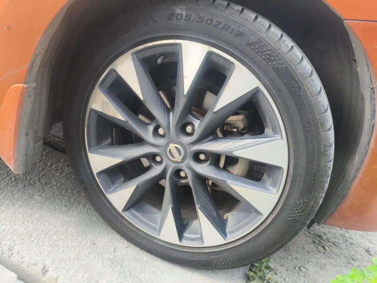 Nissan Lannia 2016 1.6L CVT Smart Cool Edition — миниатюра 8