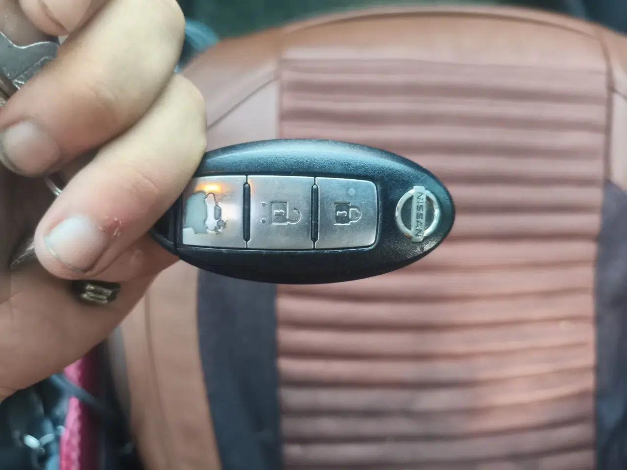 Nissan Lannia 2016 1.6L CVT Smart Cool Edition — миниатюра 9
