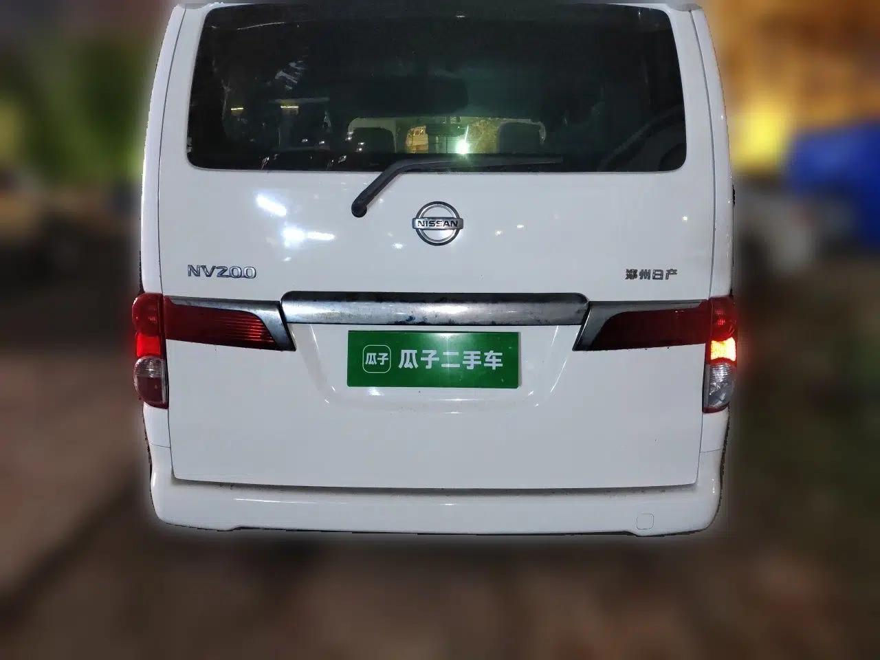 Nissan NV200 2014 1.6L Manual Luxury Model China IV Standard — миниатюра 5