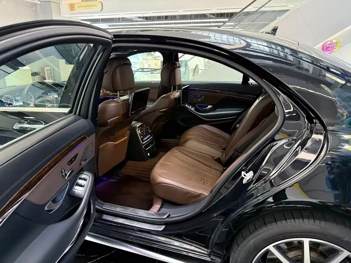 2015 Mercedes-Benz S-Class AMG S 63 L 4MATIC — миниатюра 17