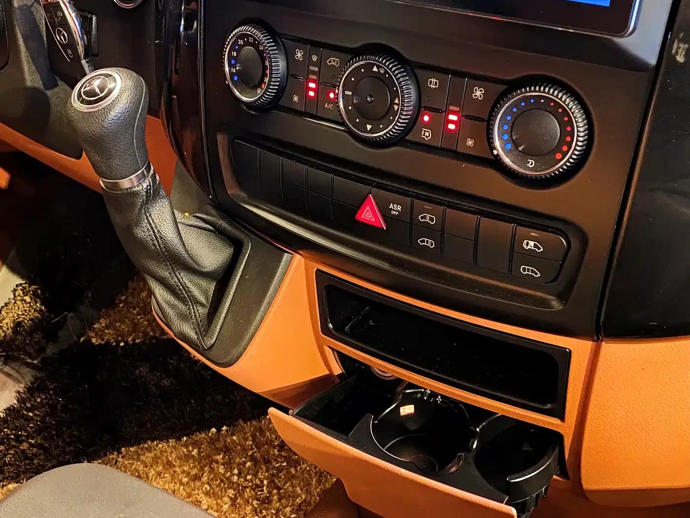 2016 Sprinter 3.5L Automatic — миниатюра 13