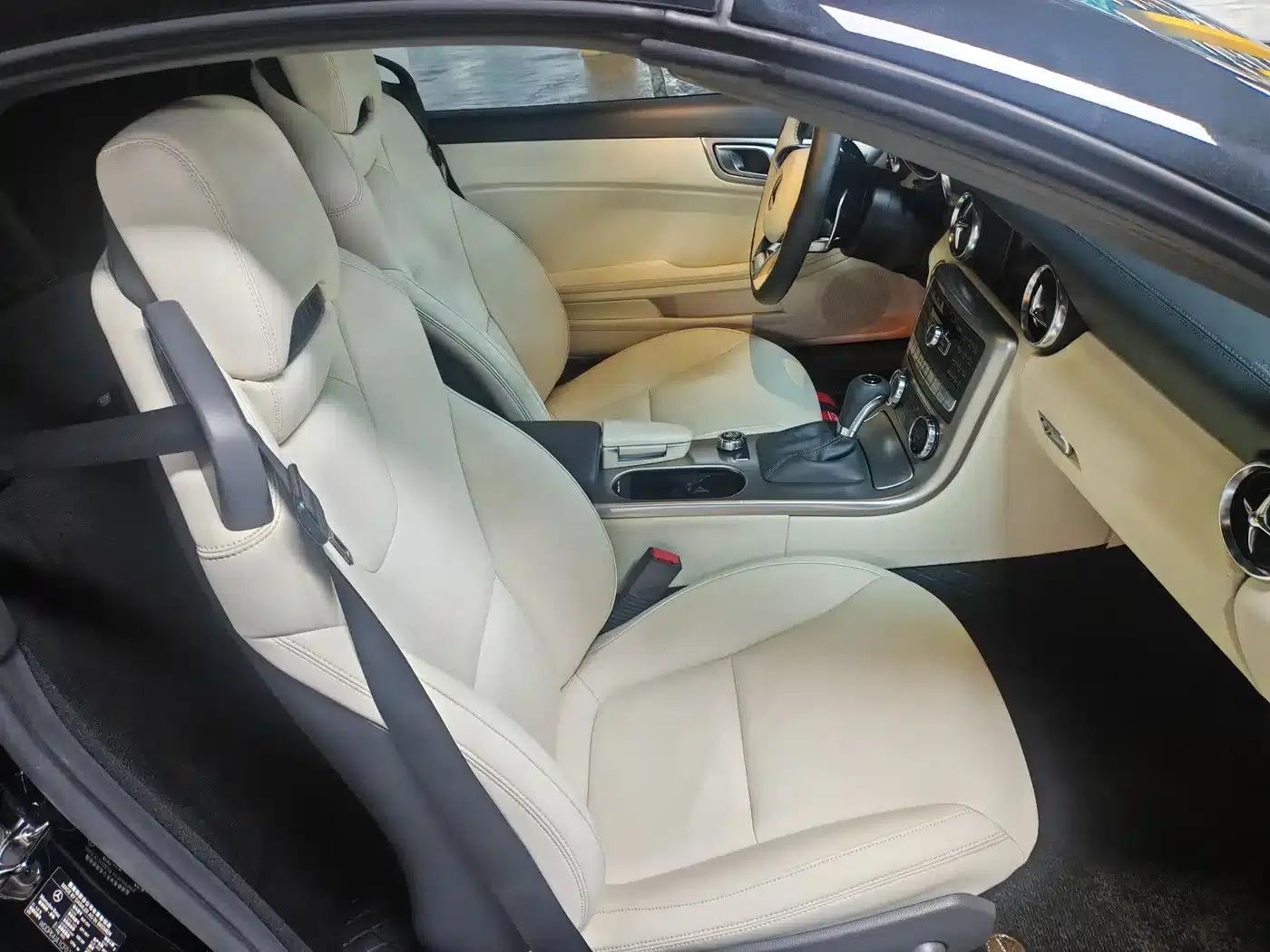 Mercedes-Benz SLK-Class 2011 SLK 200 Luxury Sport — миниатюра 6
