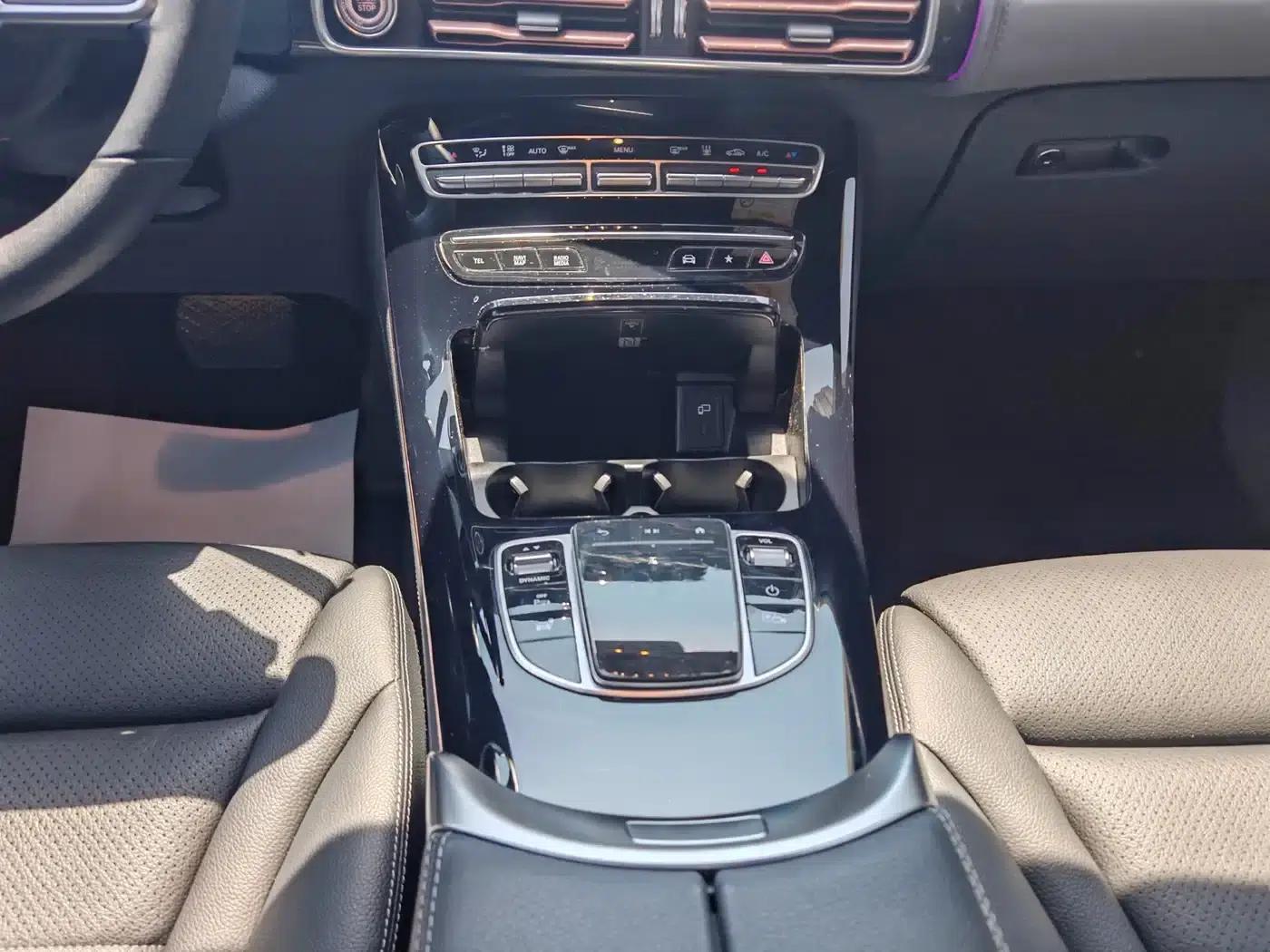 Mercedes-Benz EQC 2020 Model EQC 400 4MATIC — миниатюра 11