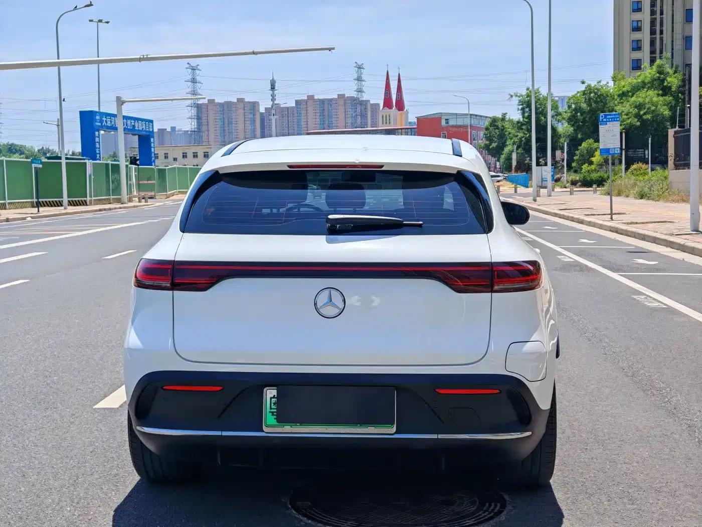 Mercedes-Benz EQC 2020 Model EQC 400 4MATIC — миниатюра 6