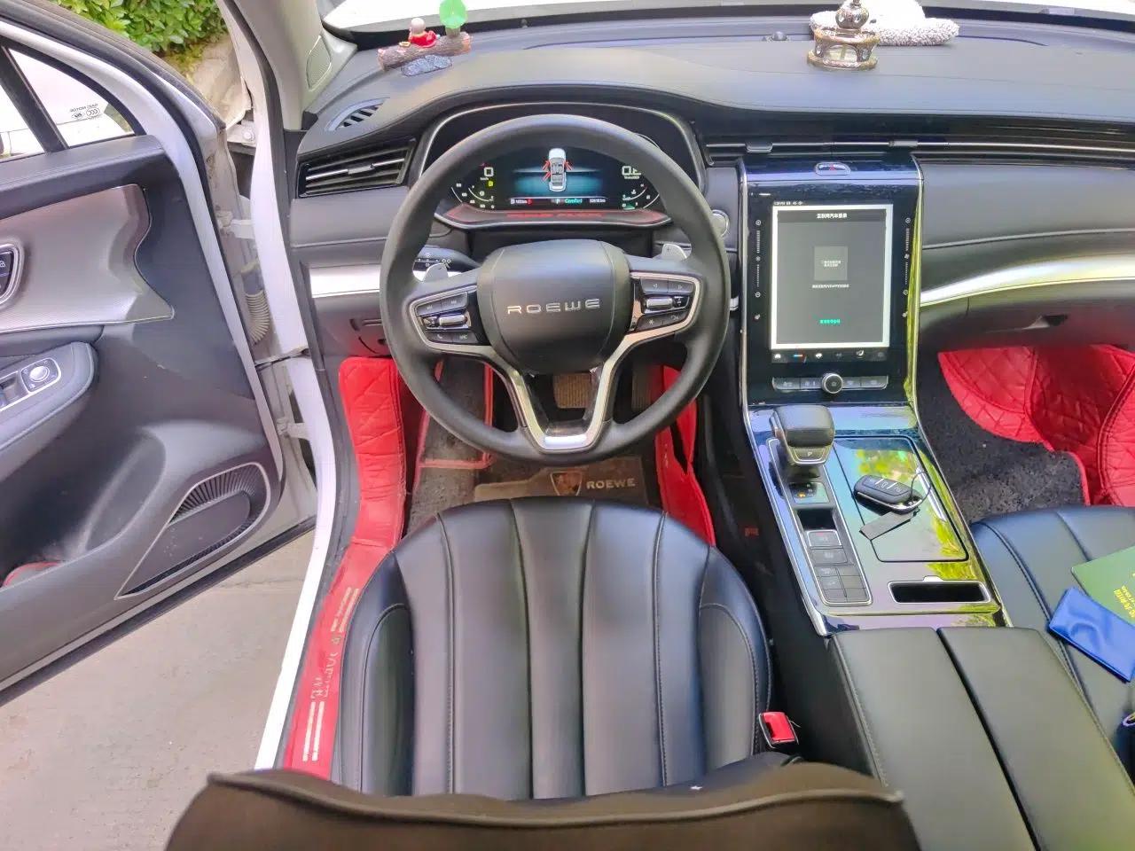 Roewe RX5 MAX 2019 300TGI Automatic 4G Connect Luxury Edition — миниатюра 11