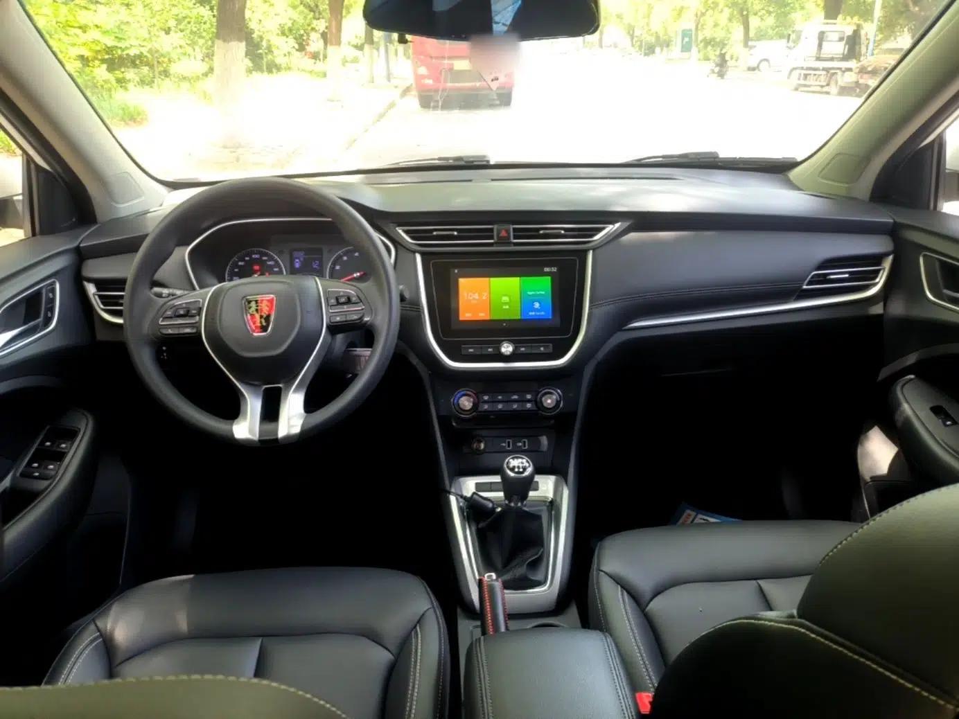 Roewe RX3 2020 1.6L Manual 4G Connect Ultra-Fresh Flagship Edition — миниатюра 13