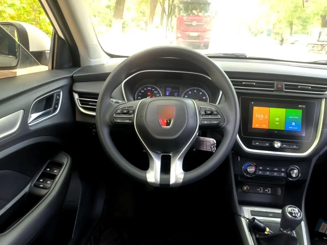 Roewe RX3 2020 1.6L Manual 4G Connect Ultra-Fresh Flagship Edition — миниатюра 14
