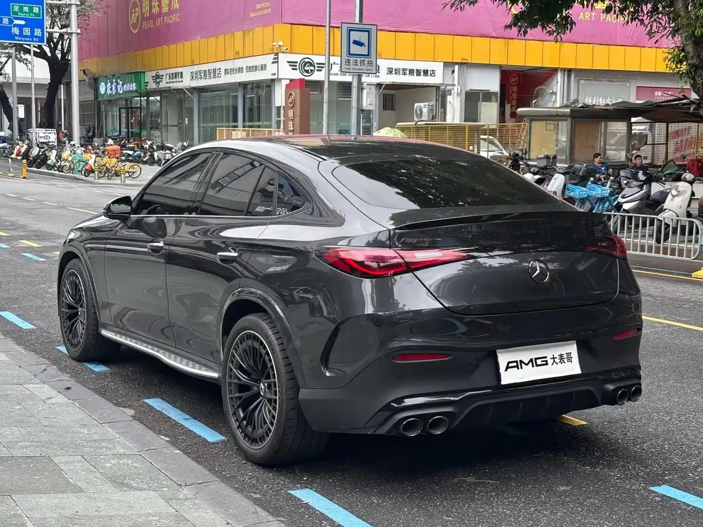 Mercedes-Benz GLC Coupe AMG 2024 Model AMG GLC 43 4MATIC Coupe SUV — миниатюра 11