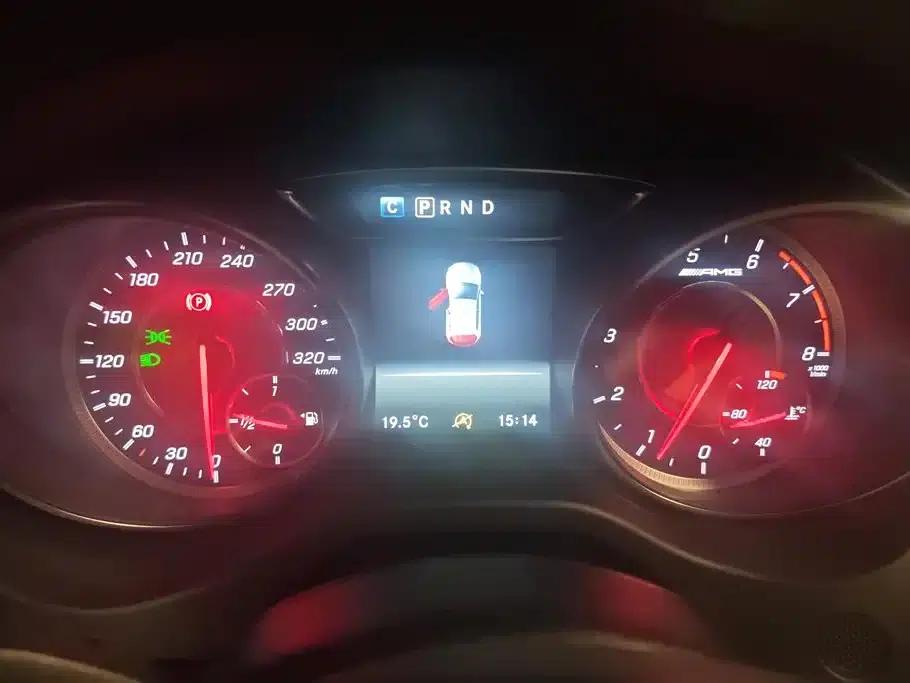 2017 Mercedes-Benz GLA AMG Facelift AMG GLA 45 4MATIC — миниатюра 14