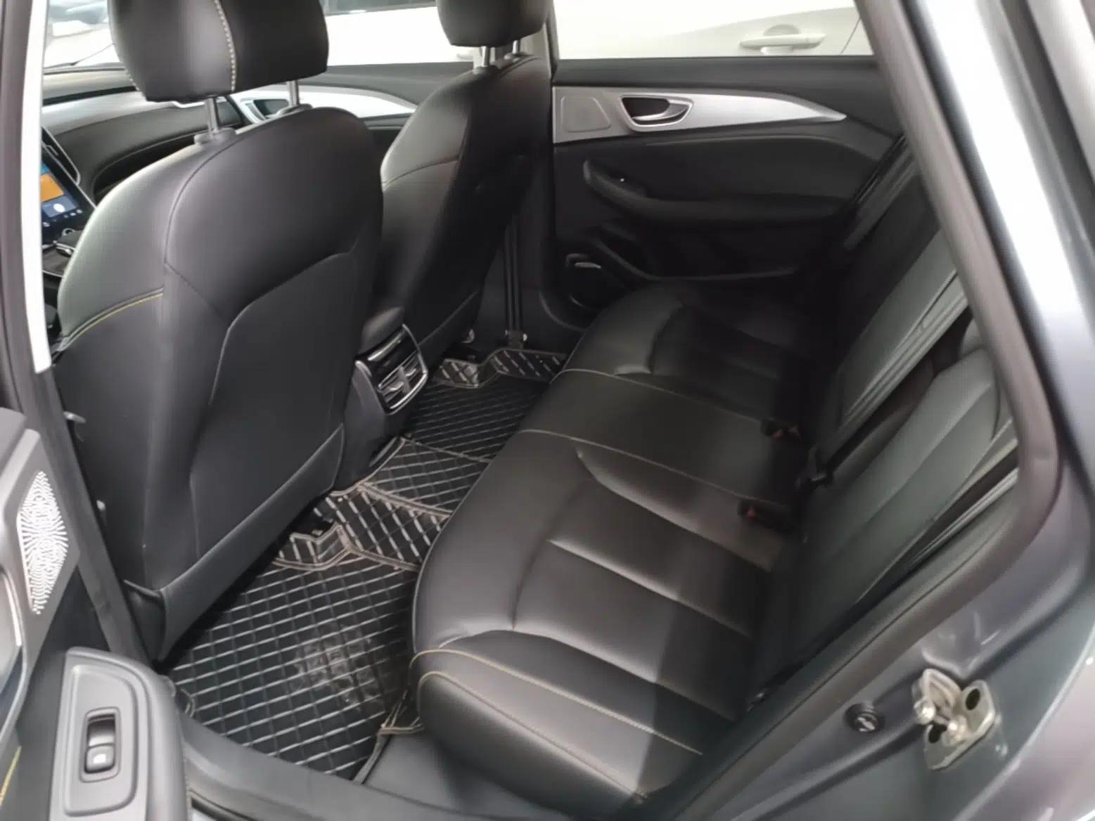 Roewe i6 MAX 2020 300TGI Automatic "Swell Cool Smart Drive" Edition — миниатюра 20