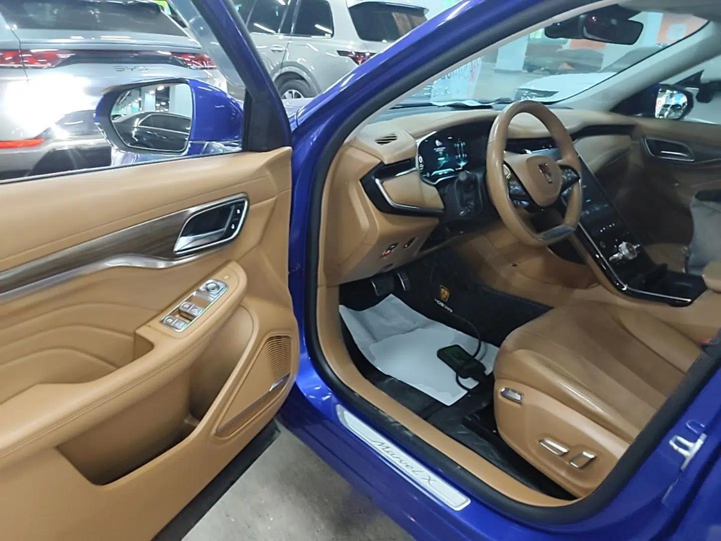 Roewe MARVEL X 2018 All-Wheel-Drive Model — миниатюра 18