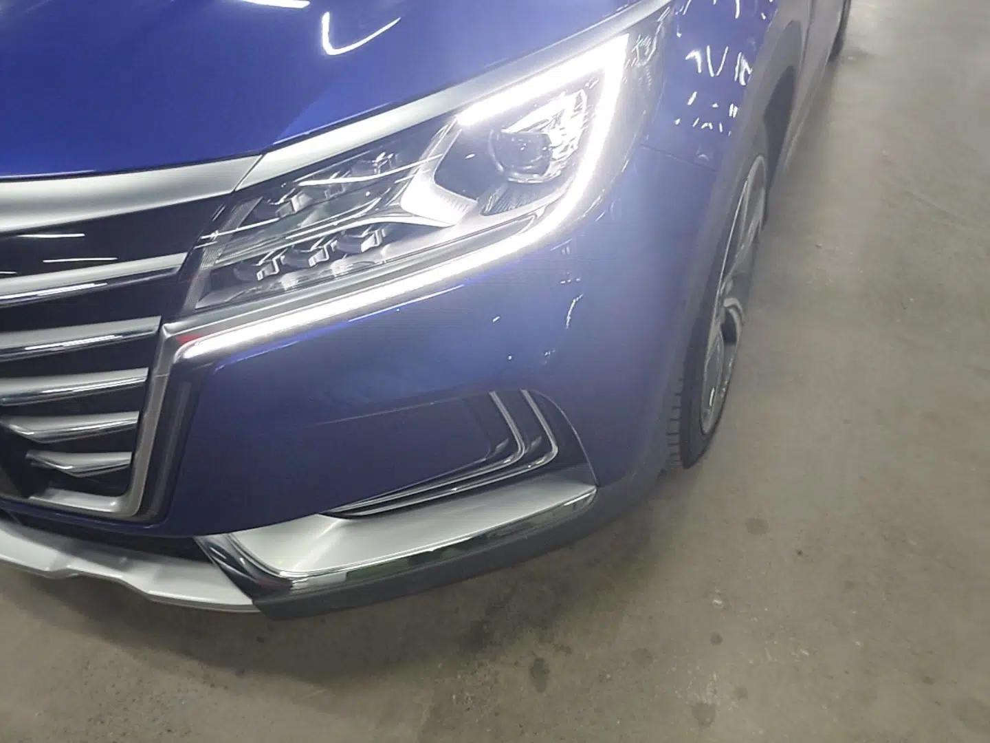 Roewe MARVEL X 2018 All-Wheel-Drive Model — миниатюра 5