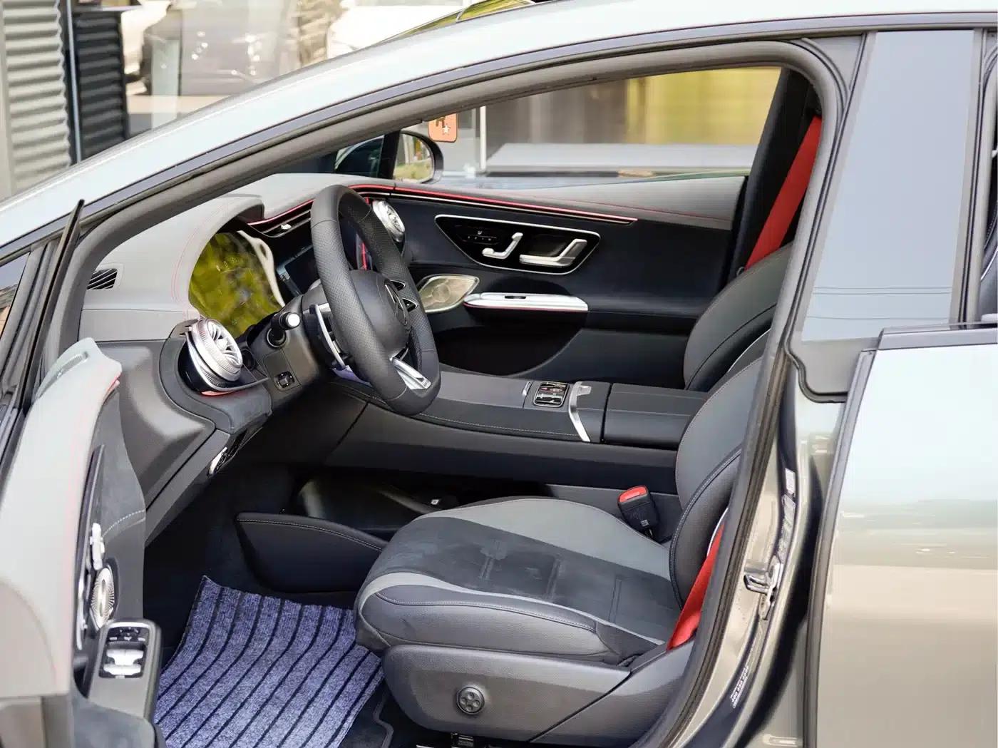 2023 Mercedes-Benz EQE AMG 53 4MATIC+ — миниатюра 12
