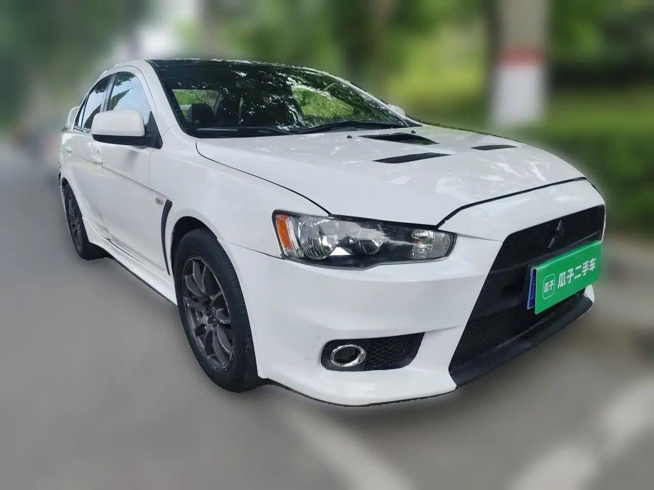 Mitsubishi Lancer EX 2012 Chasing Edition 1.8L CVT Luxury Model — миниатюра 3