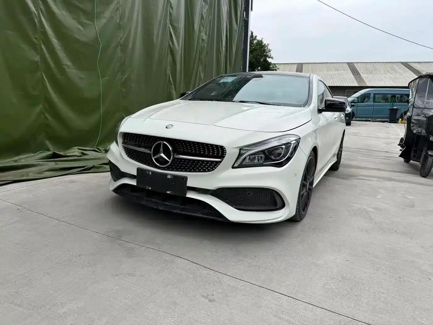 Imported Mercedes-Benz CLA 2016 CLA 220 4MATIC — миниатюра 1