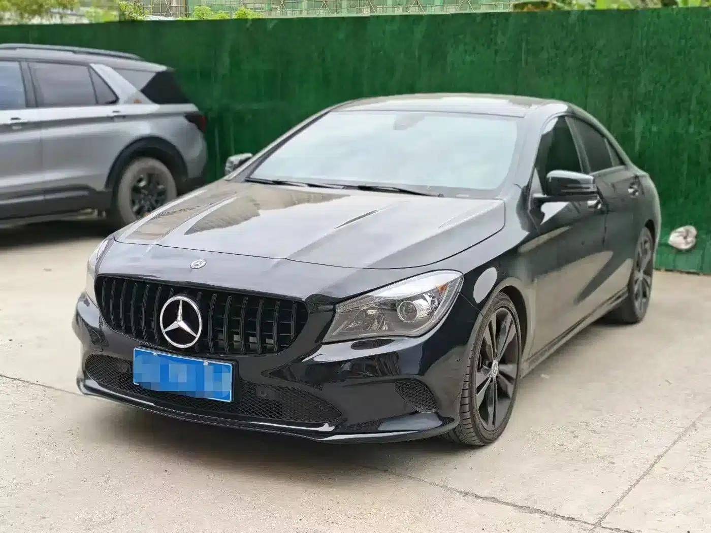 Imported Mercedes-Benz CLA 2018 CLA 200 Dynamic — миниатюра 1