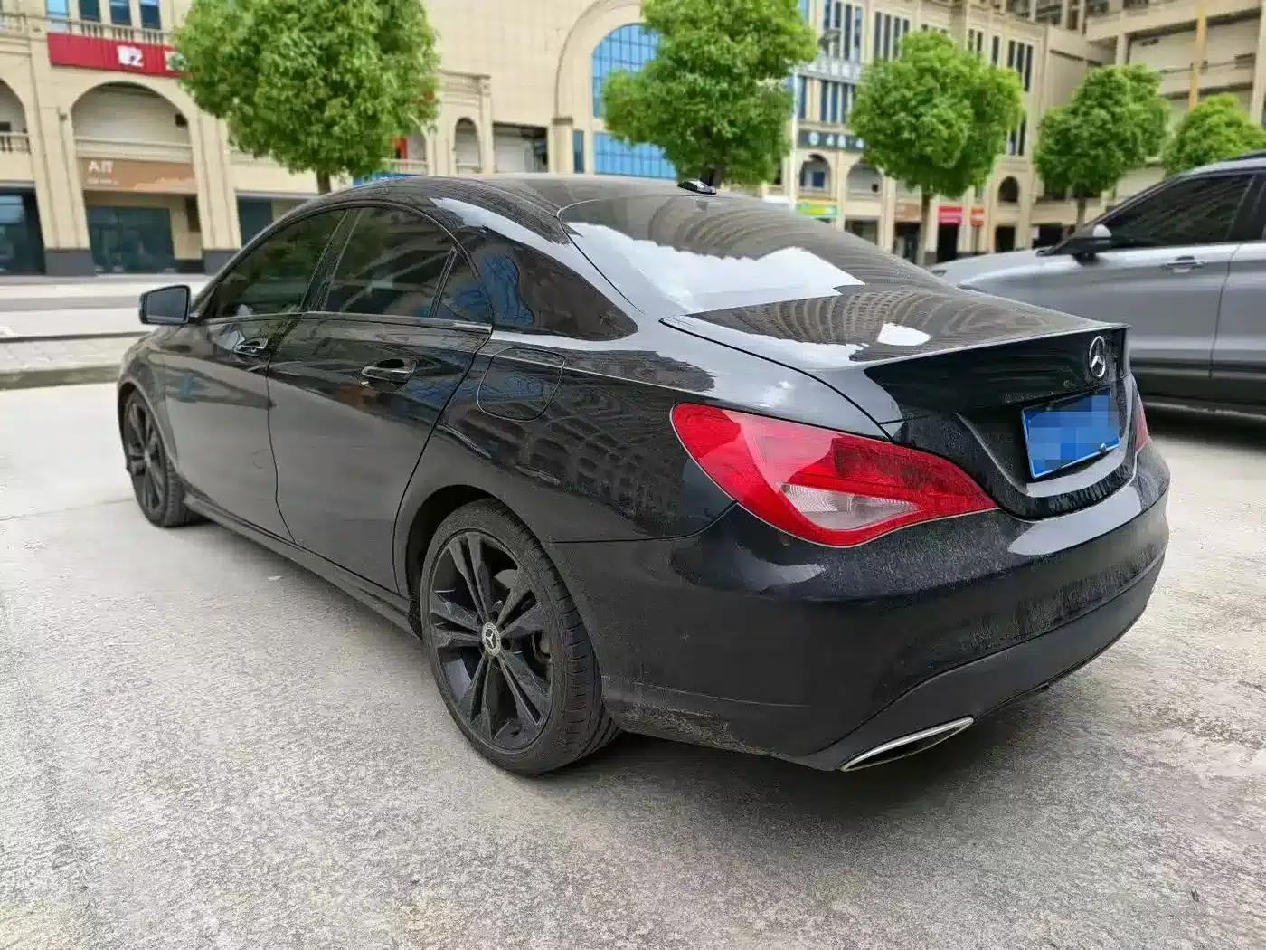 Imported Mercedes-Benz CLA 2018 CLA 200 Dynamic — миниатюра 7