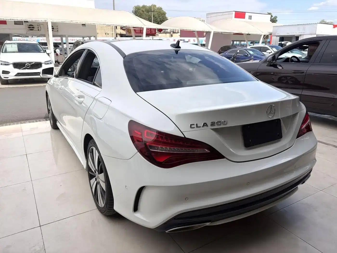 Imported Mercedes-Benz CLA 2017 Facelift CLA 200 Fashion Model — миниатюра 6