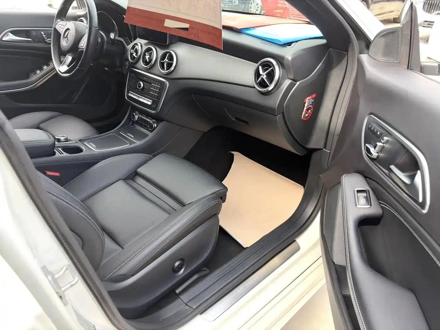 Imported Mercedes-Benz CLA 2017 Facelift CLA 200 Fashion Model — миниатюра 8