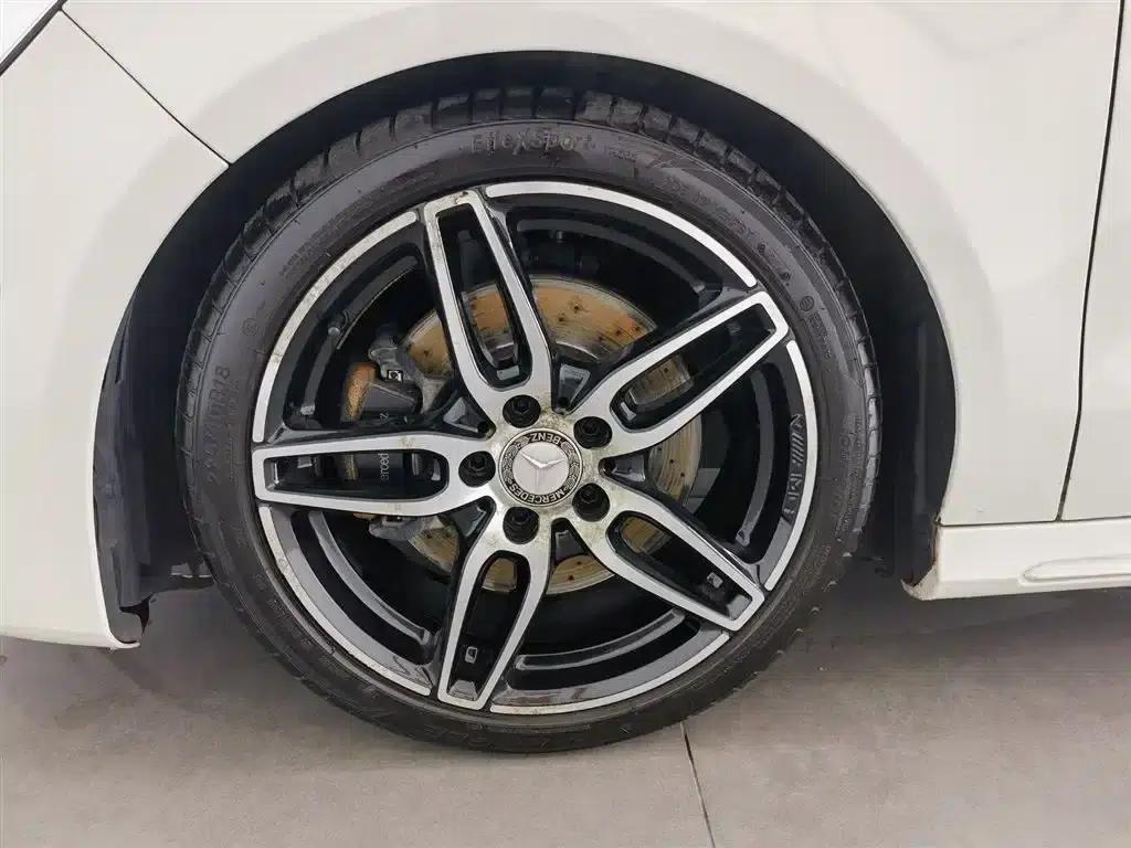 Imported Mercedes-Benz CLA 2017 CLA 220 4MATIC — миниатюра 17
