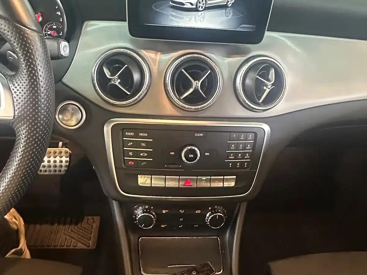 Imported Mercedes-Benz CLA 2018 CLA 220 4MATIC — миниатюра 13