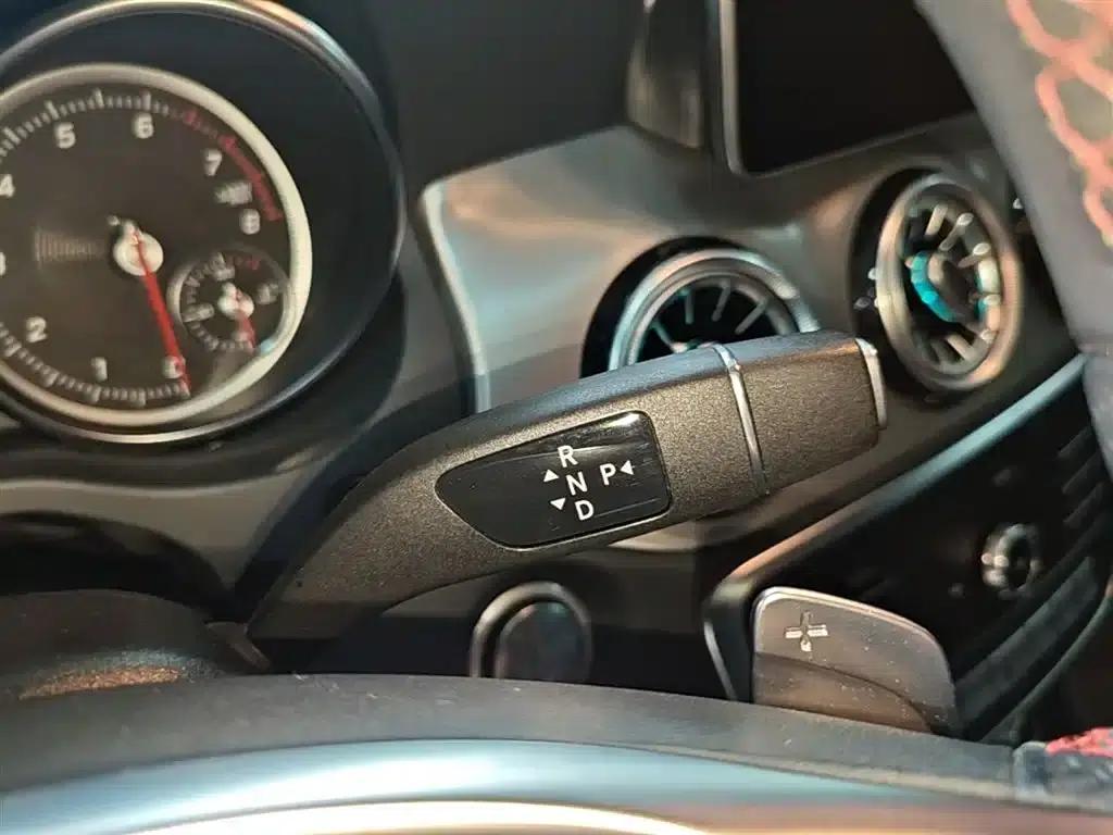 Imported Mercedes-Benz CLA 2018 CLA 220 4MATIC — миниатюра 14
