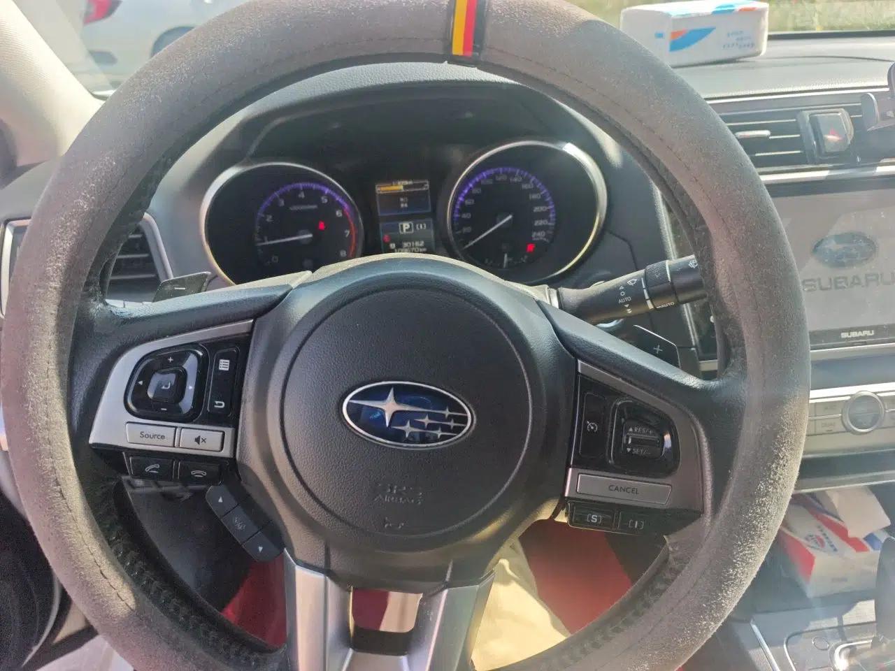 Subaru Legacy 2016 2.5i All-Wheel-Drive Glory Edition — миниатюра 12