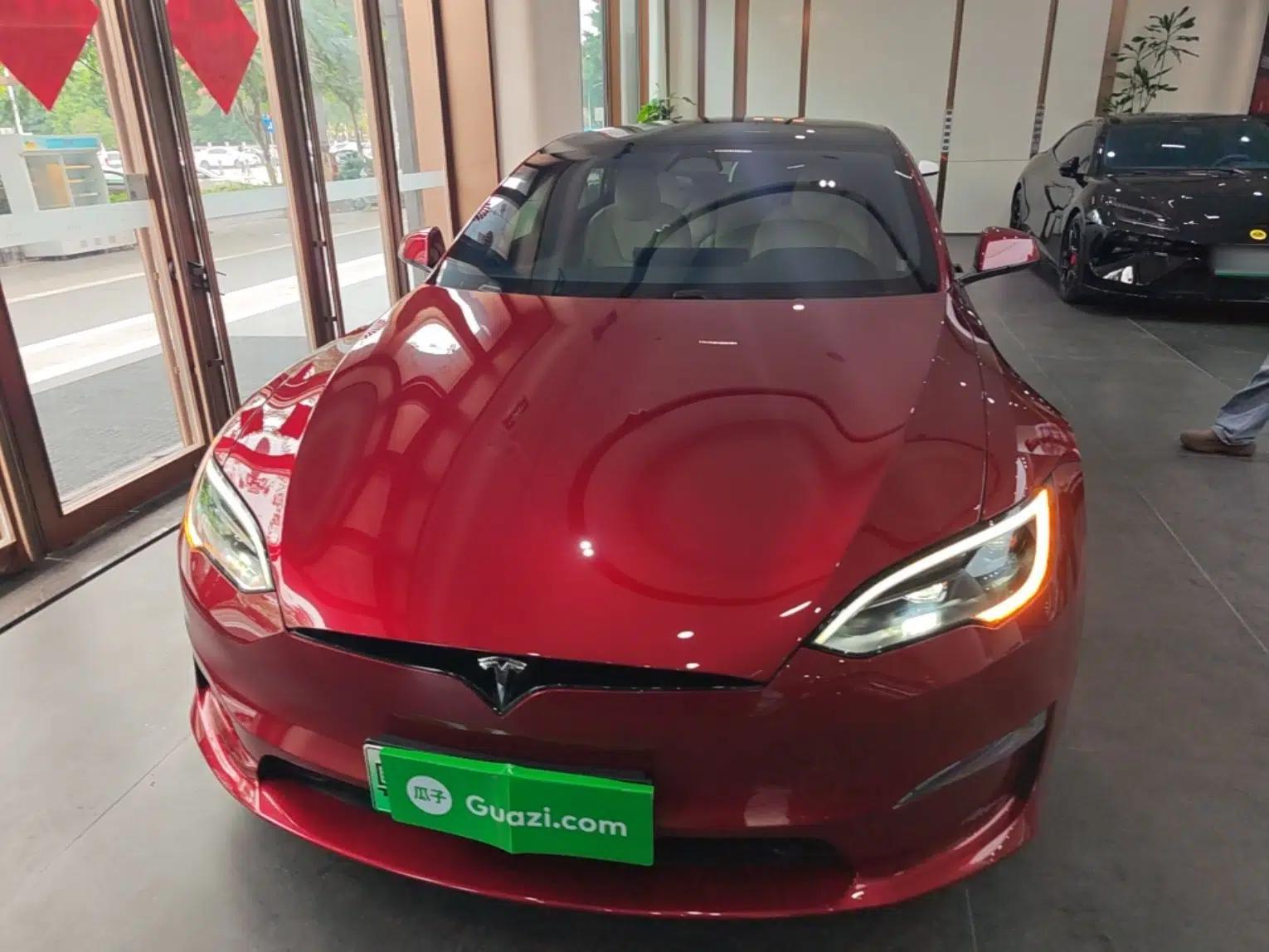 Tesla Model S 2023 Three-Motor All-Wheel-Drive Plaid Version — миниатюра 2