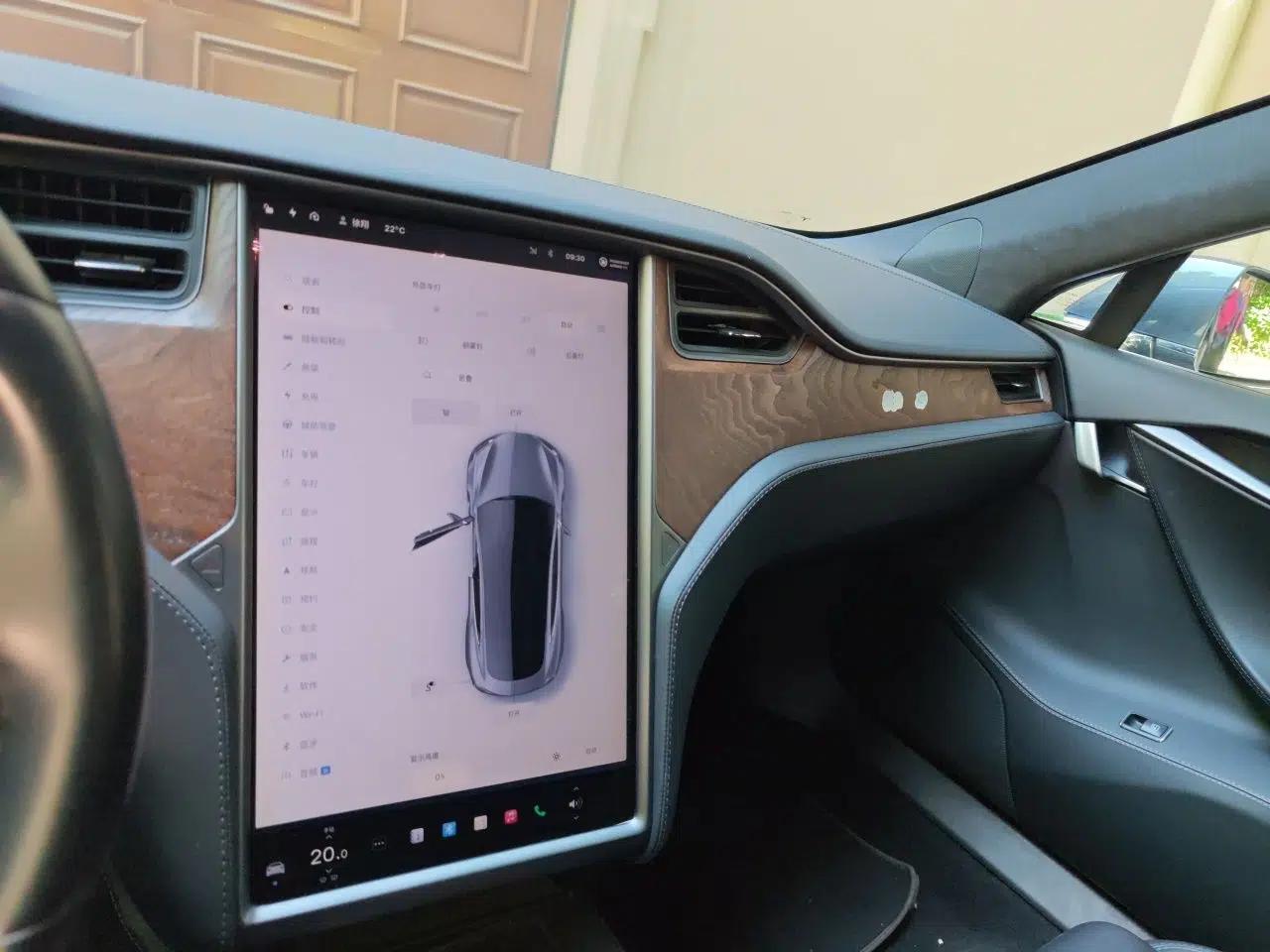 Tesla Model S 2017 S 100D Long Range Edition — миниатюра 14