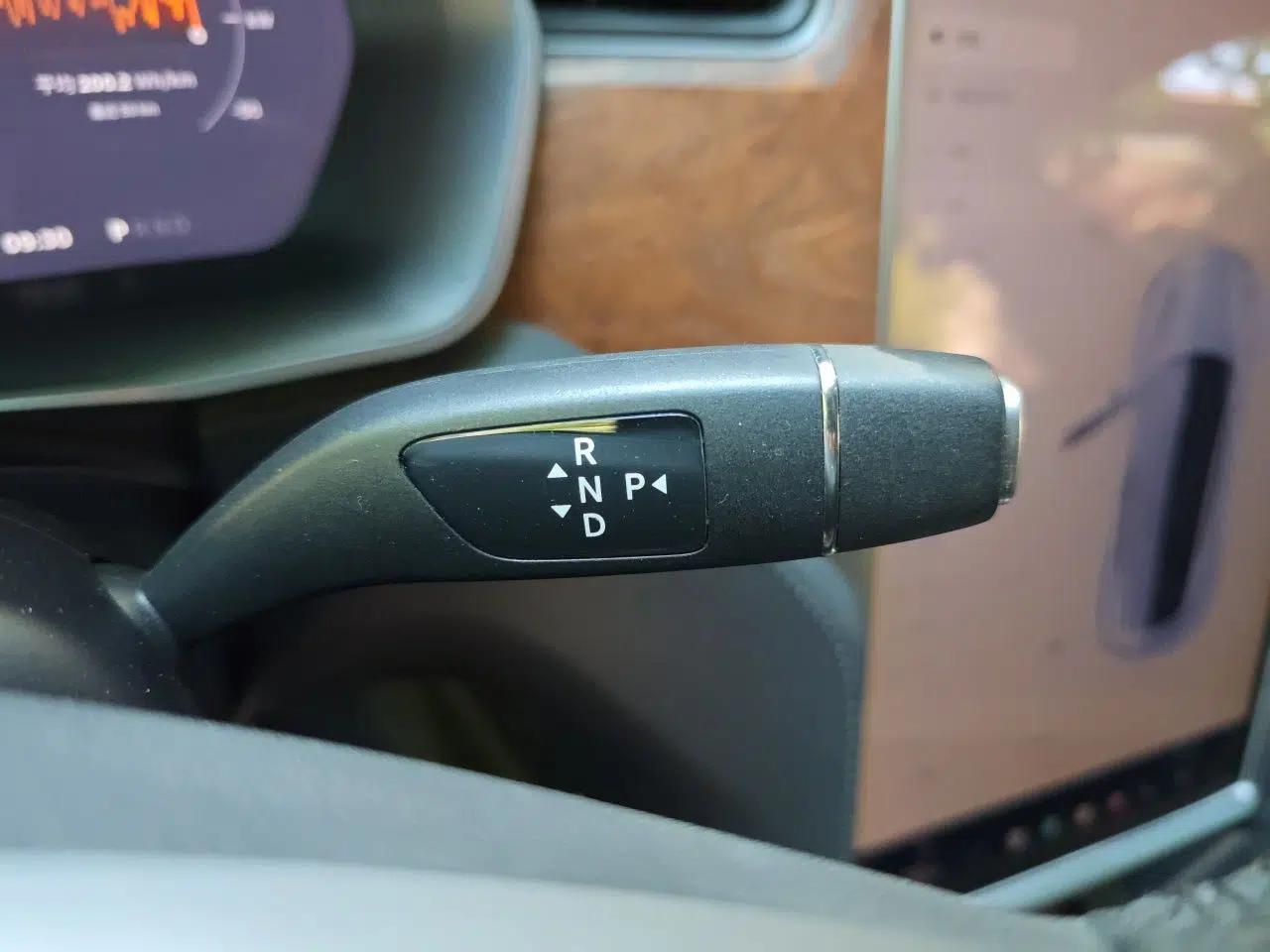 Tesla Model S 2017 S 100D Long Range Edition — миниатюра 15