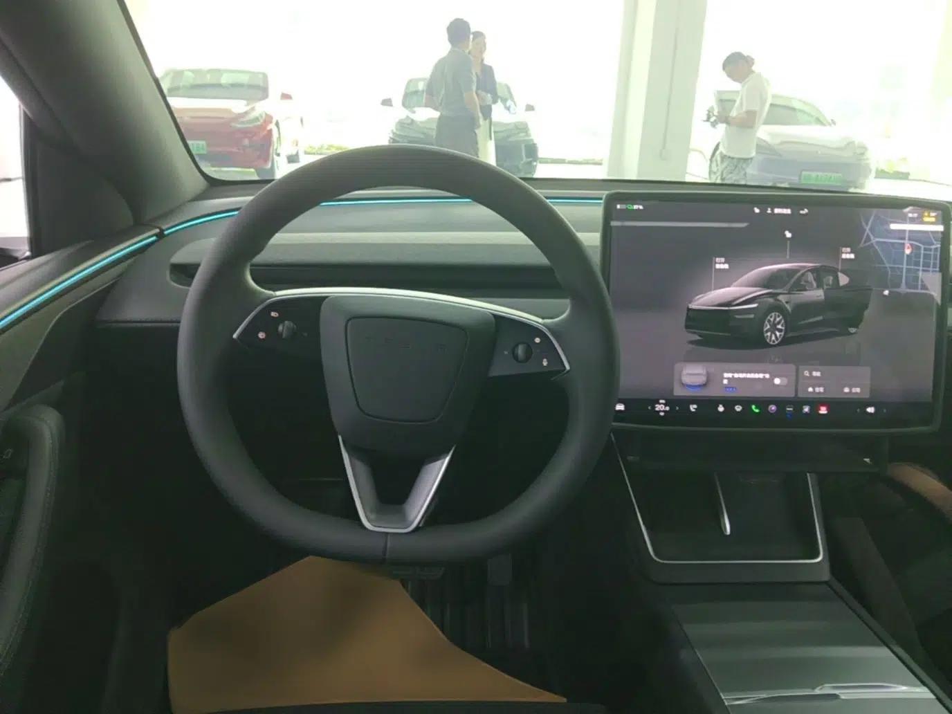 Tesla Model Y L 2025 Model Long-Range All-Wheel-Drive Version — миниатюра 13