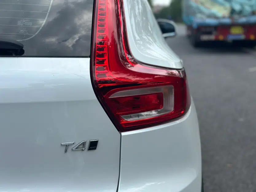 Volvo XC40 2021 T4 Four-Wheel Drive Smart Luxury Edition — миниатюра 11
