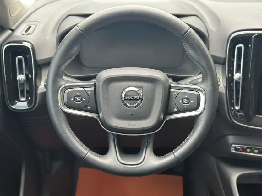 Volvo XC40 2021 T4 Four-Wheel Drive Smart Luxury Edition — миниатюра 26