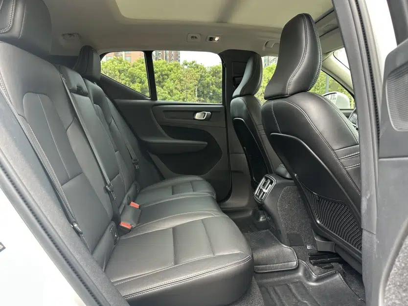 Volvo XC40 2021 T4 Four-Wheel Drive Smart Luxury Edition — миниатюра 27