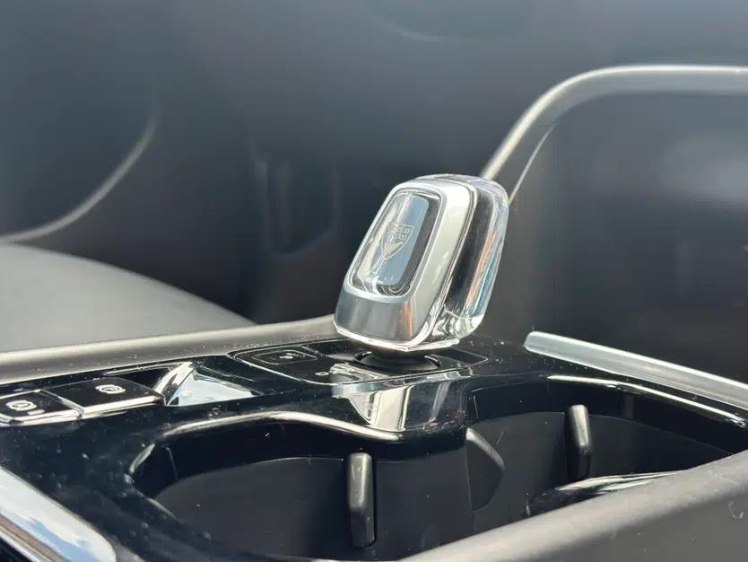 Volvo XC40 2021 T4 Four-Wheel Drive Smart Luxury Edition — миниатюра 30