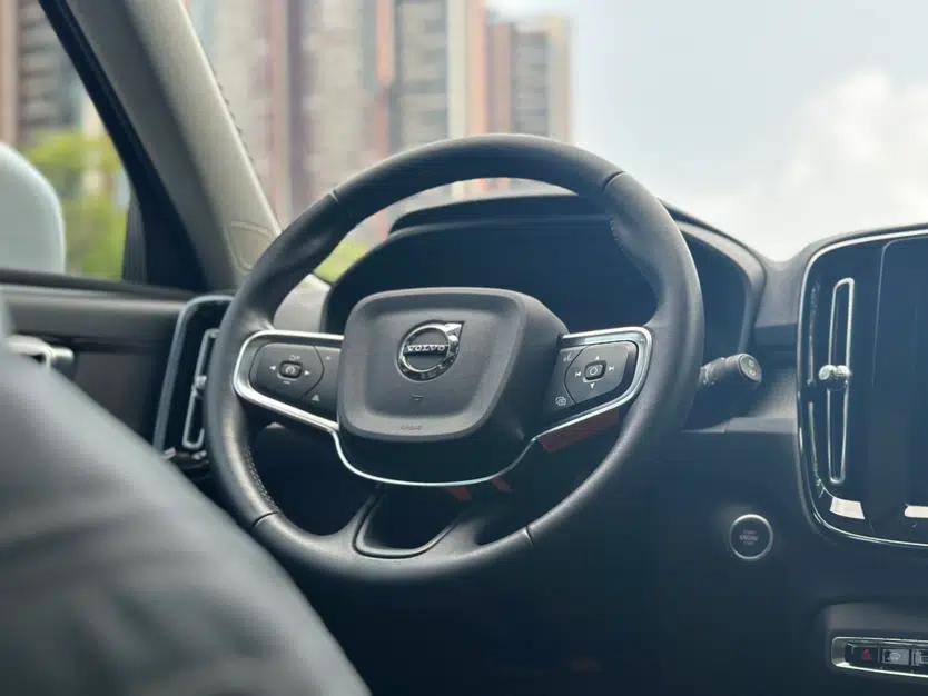 Volvo XC40 2021 T4 Four-Wheel Drive Smart Luxury Edition — миниатюра 31
