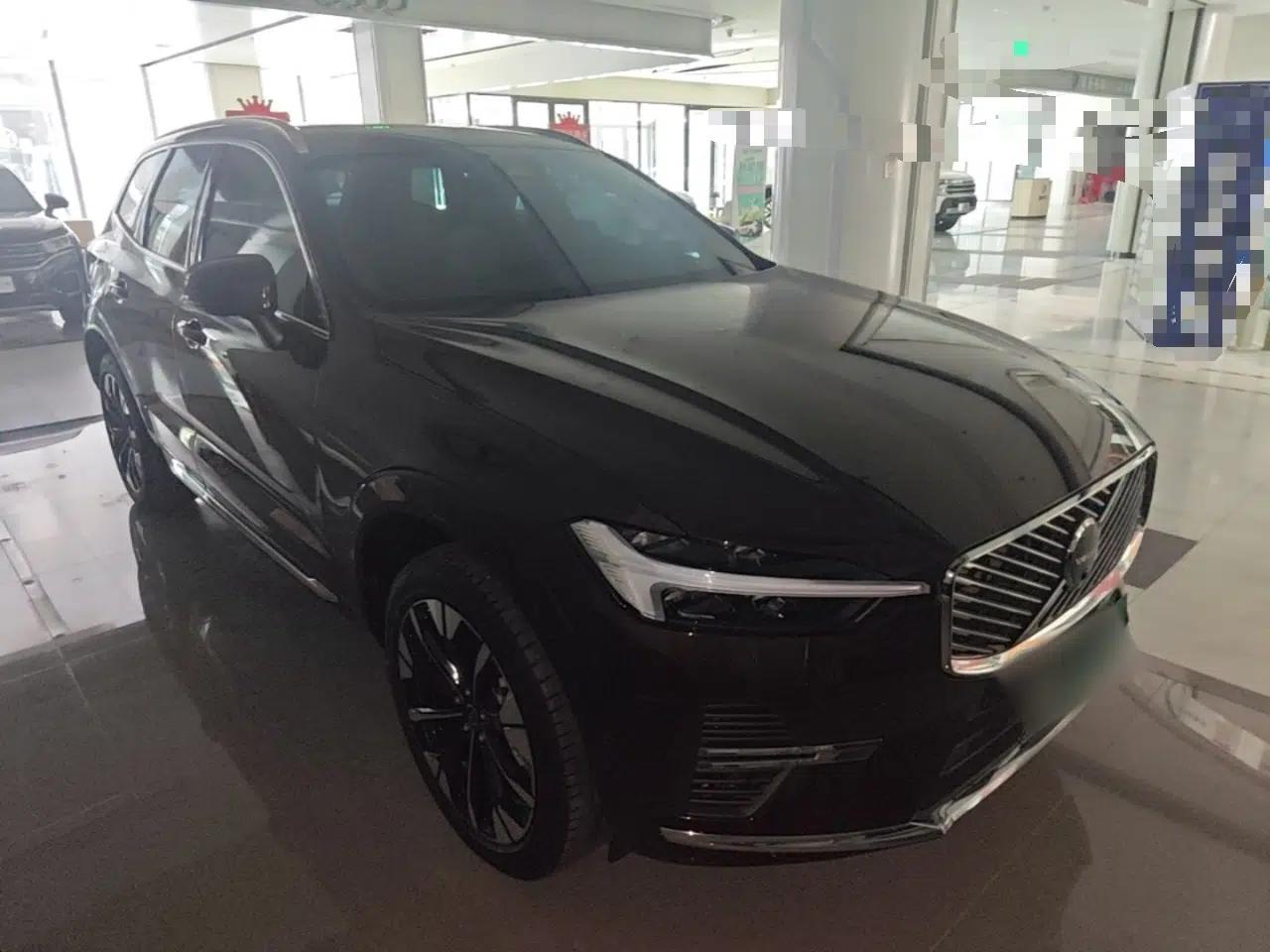 Volvo XC60 New Energy 2026 Model Plug-in Hybrid Long-Range Four-Wheel Drive Zhiyuan Luxury Edition — миниатюра 3