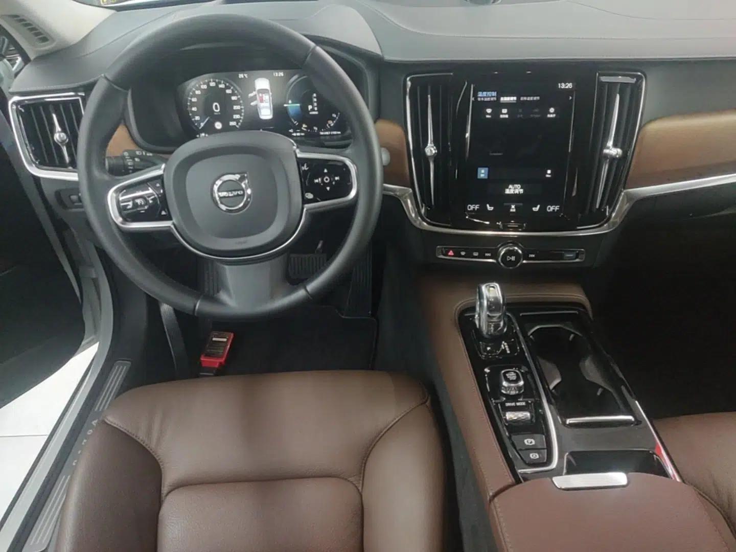 Volvo S90 New Energy 2019 T8 E-Drive Hybrid Intelligent Luxury Version China V Standard — миниатюра 16