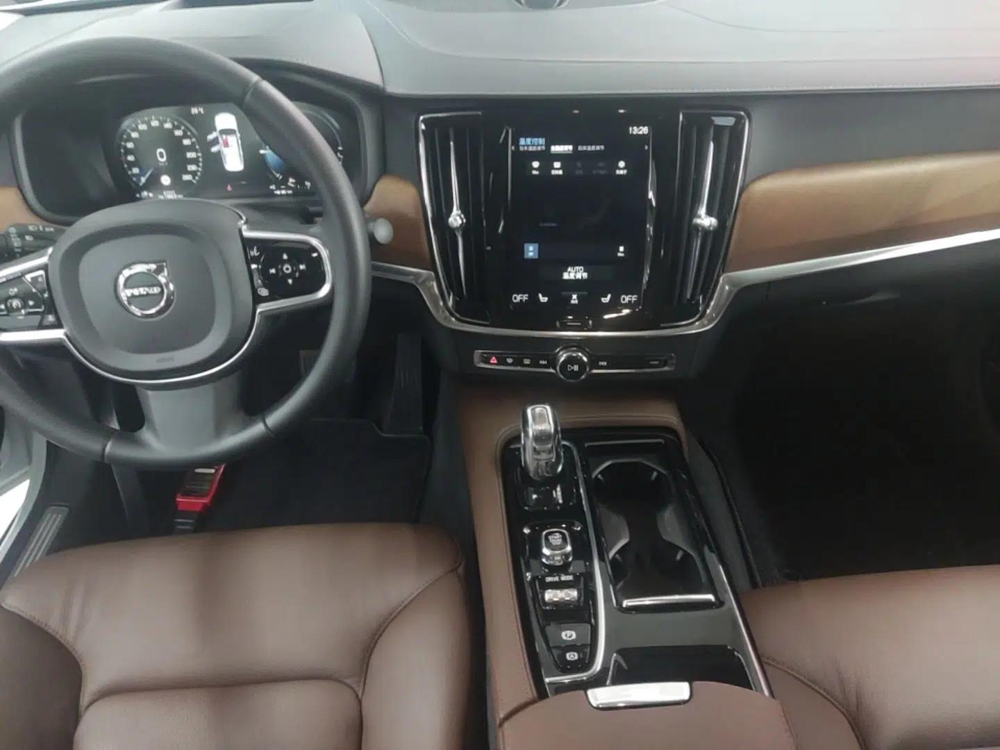 Volvo S90 New Energy 2019 T8 E-Drive Hybrid Intelligent Luxury Version China V Standard — миниатюра 17