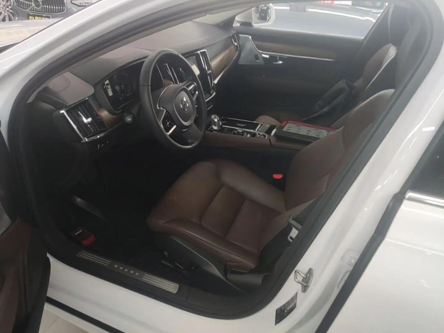 Volvo S90 New Energy 2019 T8 E-Drive Hybrid Intelligent Luxury Version China V Standard — миниатюра 18