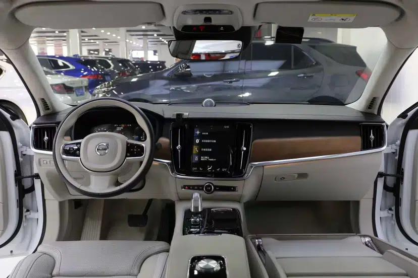Volvo S90 New Energy 2019 T8 E-Drive Hybrid Honor Edition 3 Seats China VI Standard — миниатюра 7