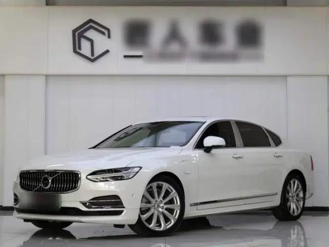 Volvo S90 New Energy 2019 T8 E-Drive Hybrid Honor Edition 3 Seats China VI Standard