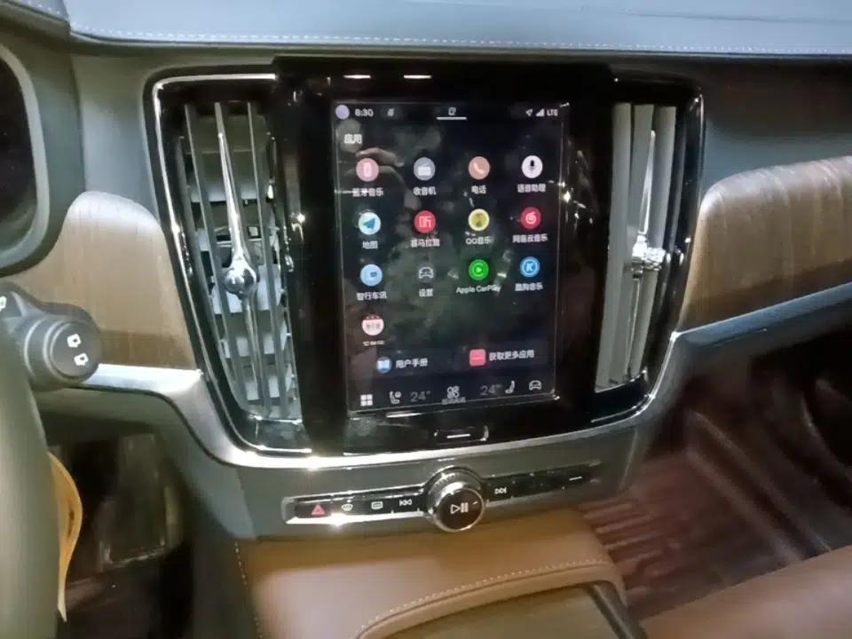Volvo V90 2022 Cross Country B5 AWD Prestige Edition — миниатюра 16