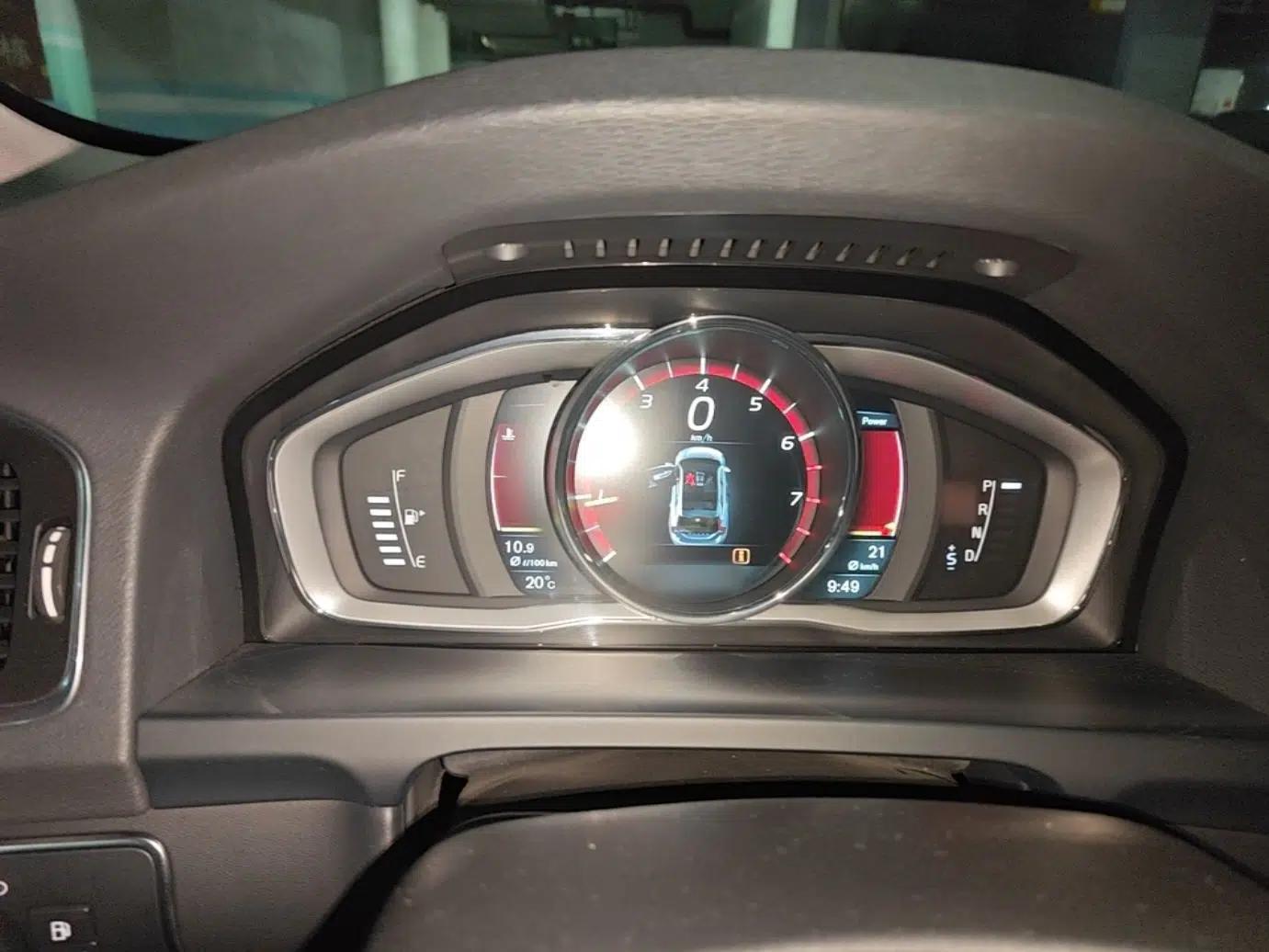 Volvo V60 2015 T5 Zhiya Edition — миниатюра 10