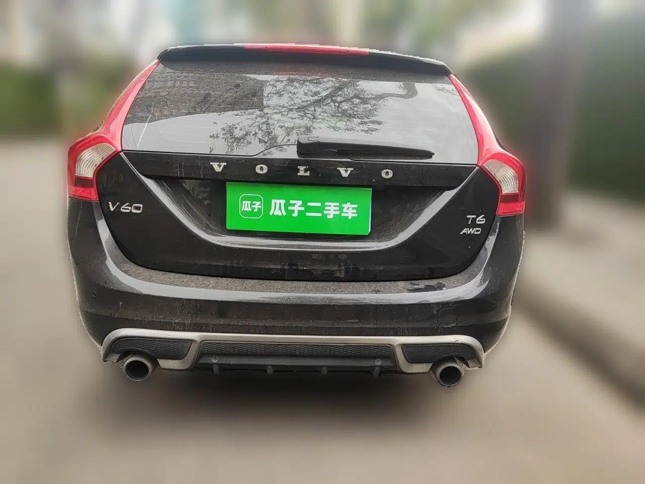 Volvo V60 2012 T6 AWD Personalized Sport Edition — миниатюра 5