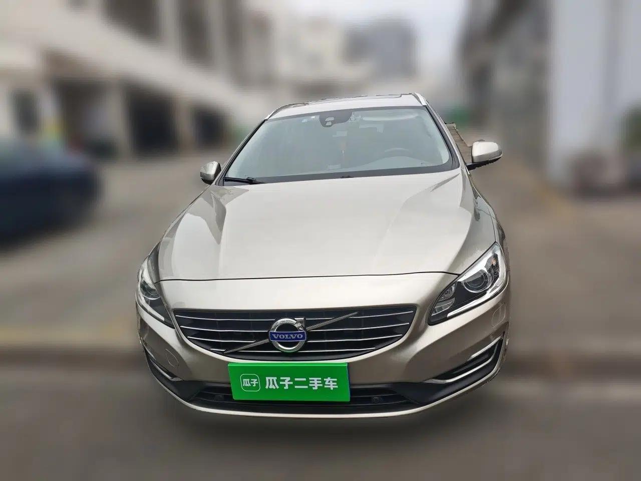 Volvo V60 2015 T5 Zhiyi Edition — миниатюра 2