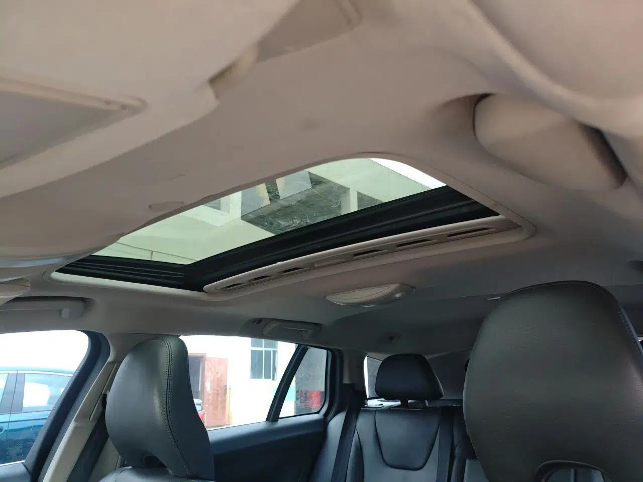 Volvo V60 2015 T5 Zhiyi Edition — миниатюра 19